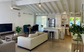 Renovated Beach House In The Heart Of Mooloolaba